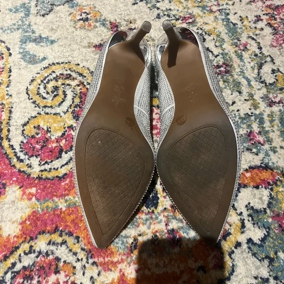 Jessica Simpson Silver Rhinestone stiletto pumps - Picture 8 of 8